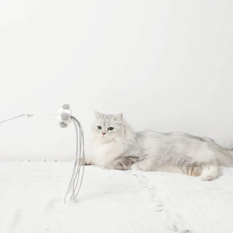 ポンポン付スエードリボンねこじゃらし