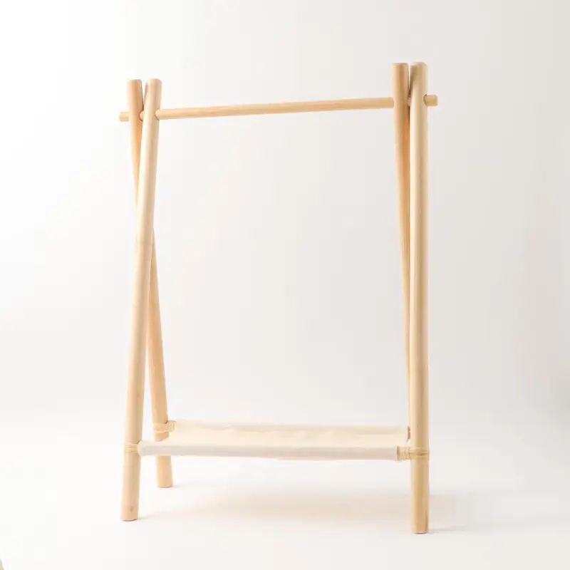 ラタンハンガーラック