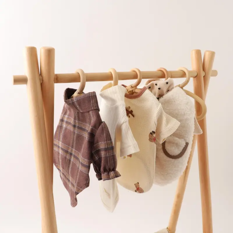 ラタンハンガー